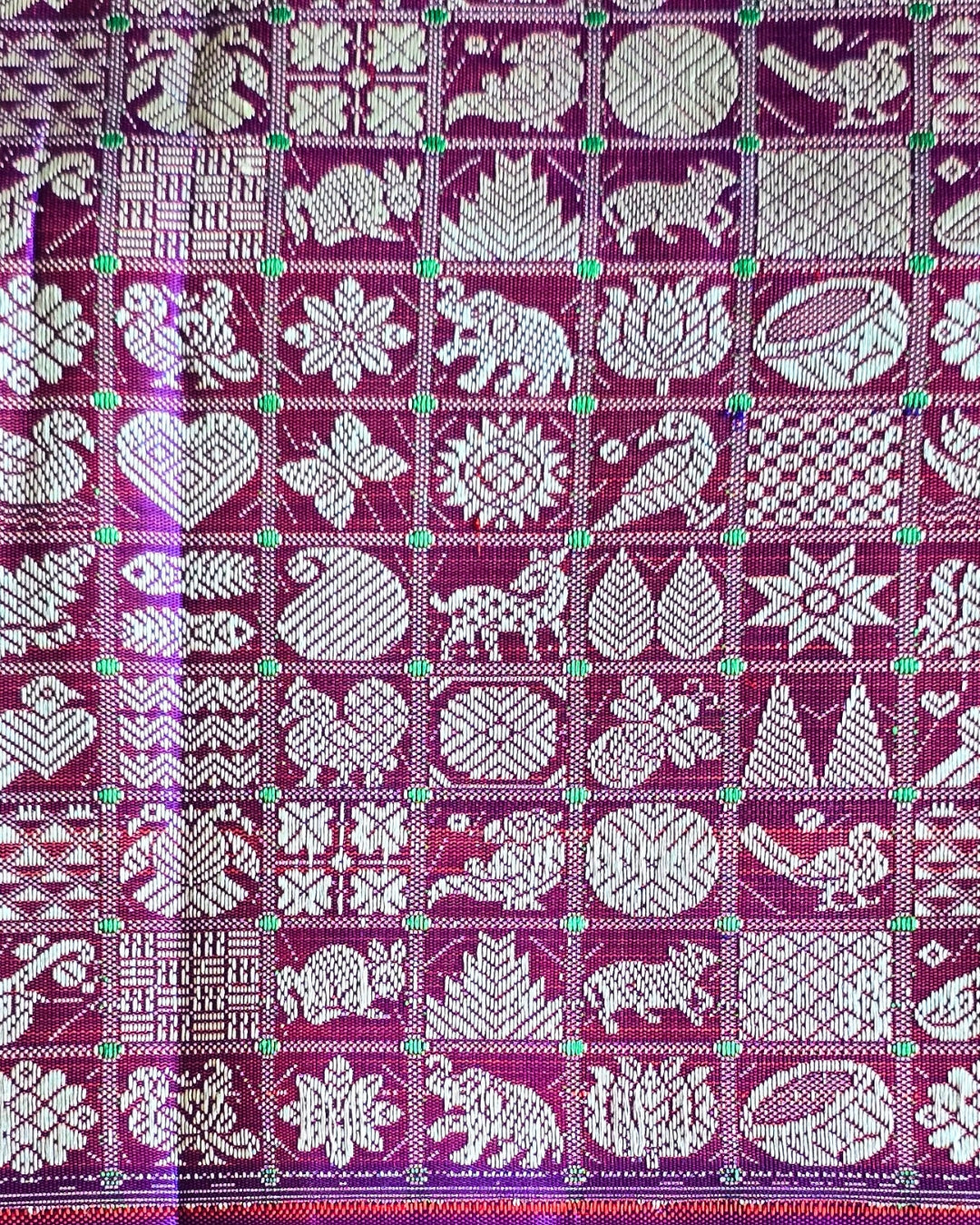 36 motifs kanjeevaram- Purple with pink (dual shade)