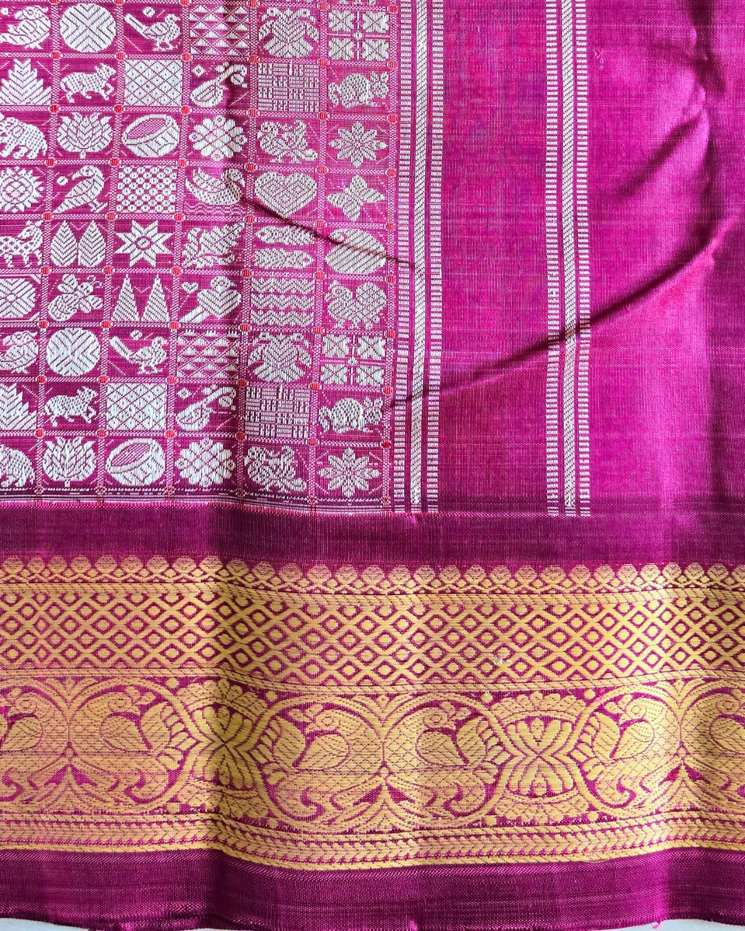 36 motifs kanjeevaram- Purple with pink (dual shade)