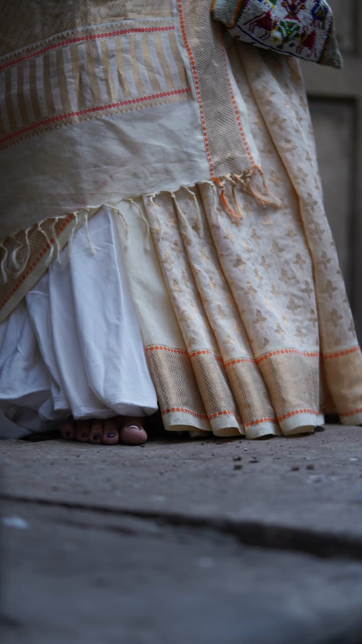 Victoria | Handwoven | Cotton-Silk-Zari Onam Saree