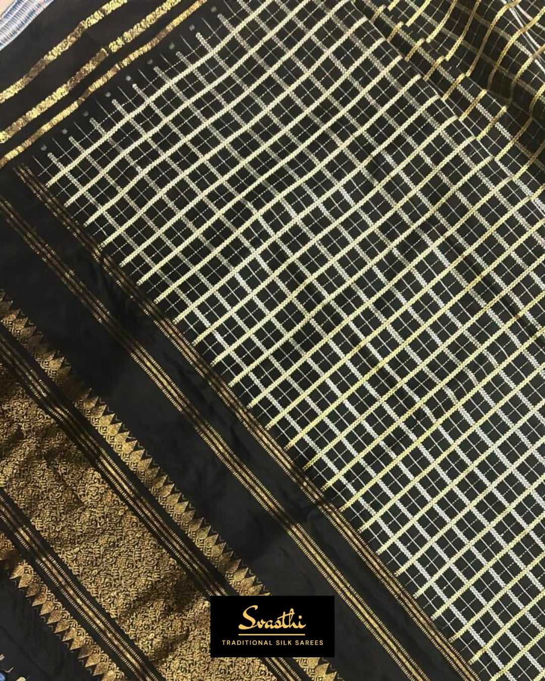 Raavum | Pure Silk Korvai with Zari